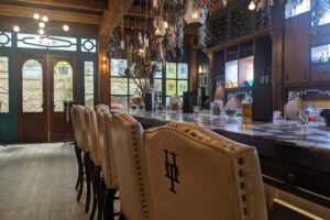 01a4 Hua Tuo's Apothecary Bar