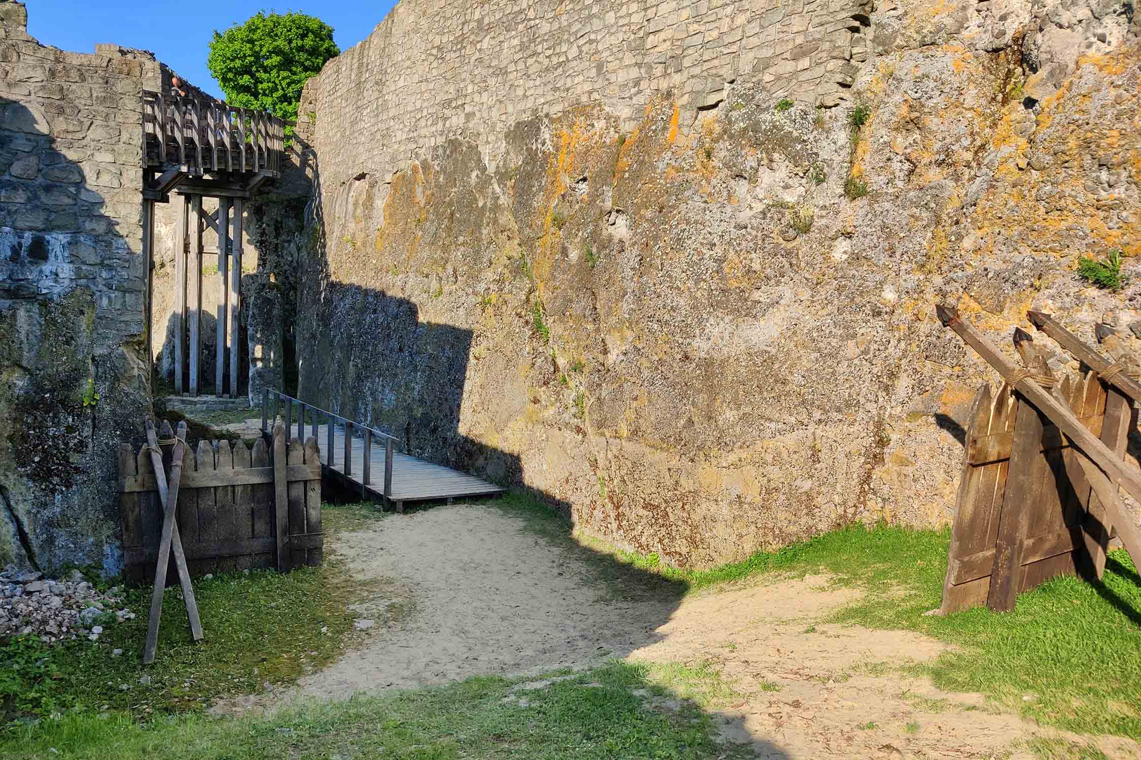 01a4 Zvedya Fortifications 1