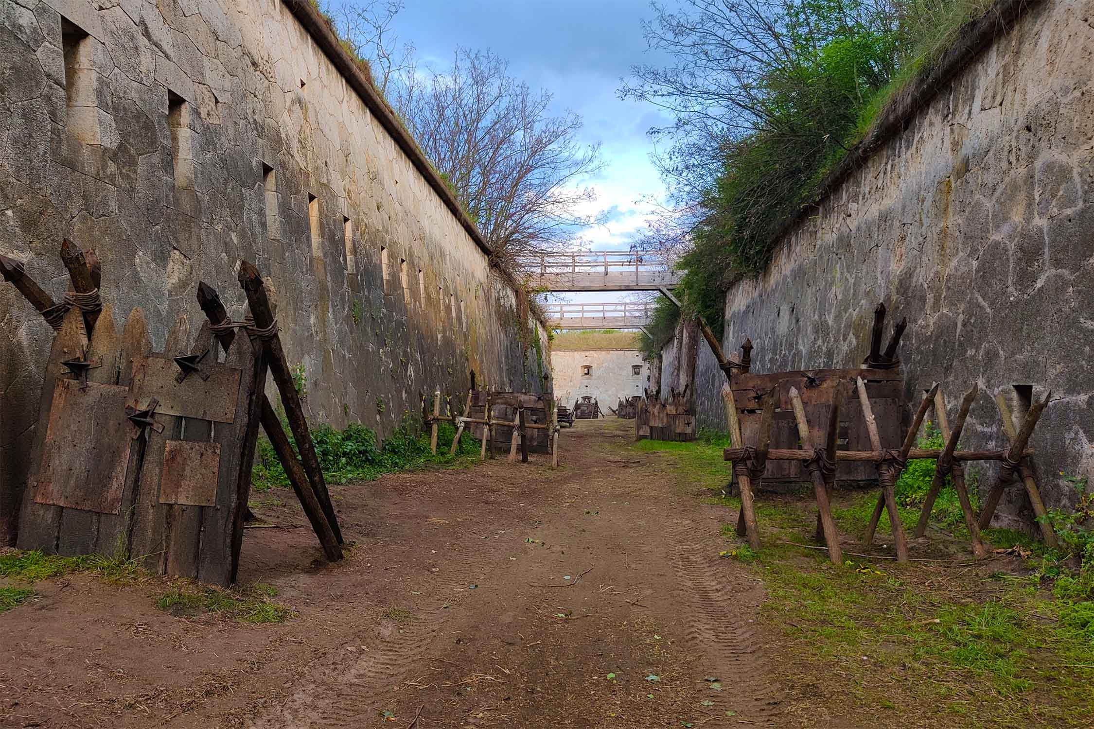 02a1 Zvedya Fortifications 2
