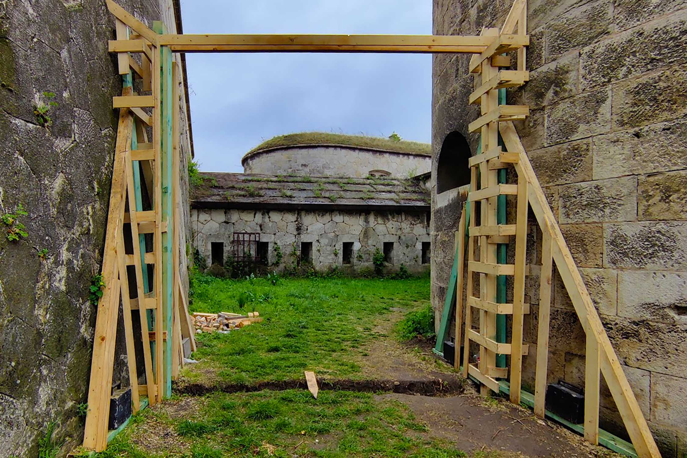 03a6 Zvedya Fortifications 3